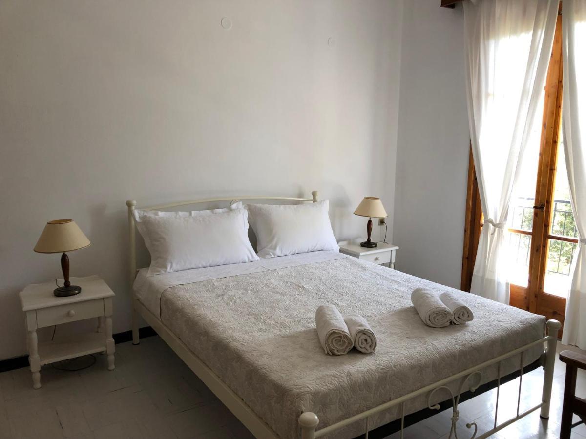 Apelati Hotel Keri Ngoại thất bức ảnh